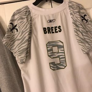 Women’s white jersey
